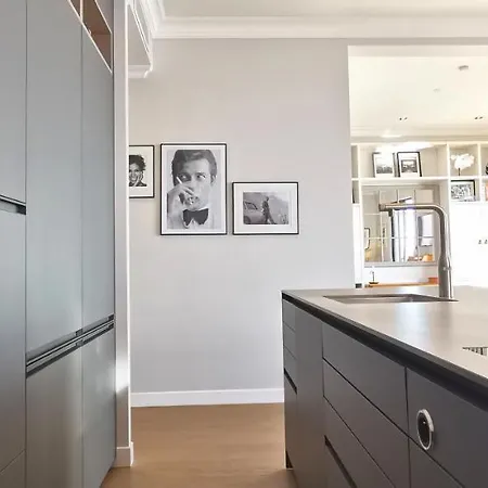 Exceptional Brand New Flat, 20 M From Beach, 85 Sq Apartment Nizza