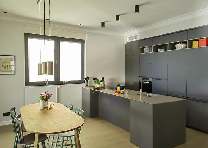 Exceptional Brand New Flat, 20 M From Beach, 85 Sq Νίκαια