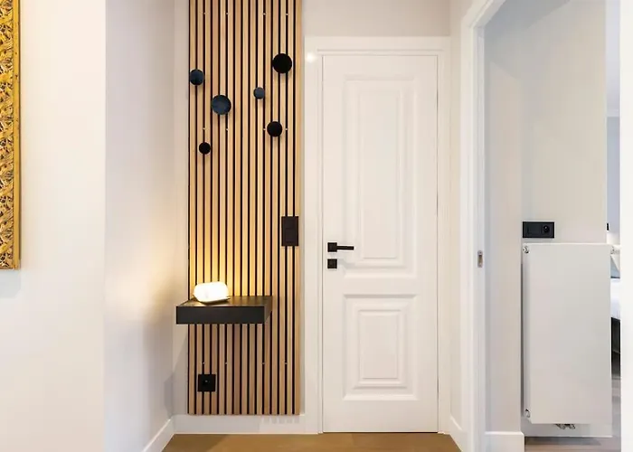 Exceptional Brand New Flat, 20 M From Beach, 85 Sq Νίκαια